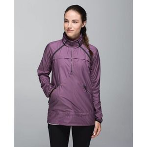 Lululemon Miss Misty Pullover jacket, sz 6